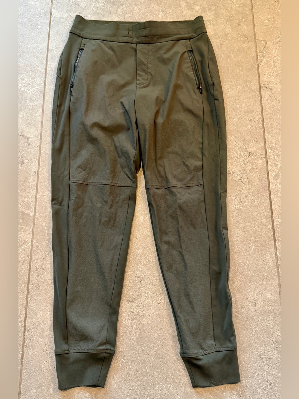 Athleta Headlands Hybrid Trek Jogger Olive Green Size 6